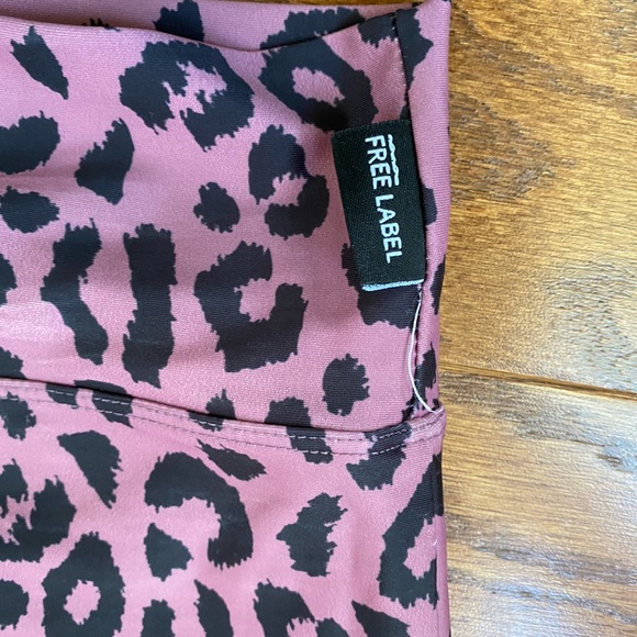 Free label swim suit - Picture 4 of 5